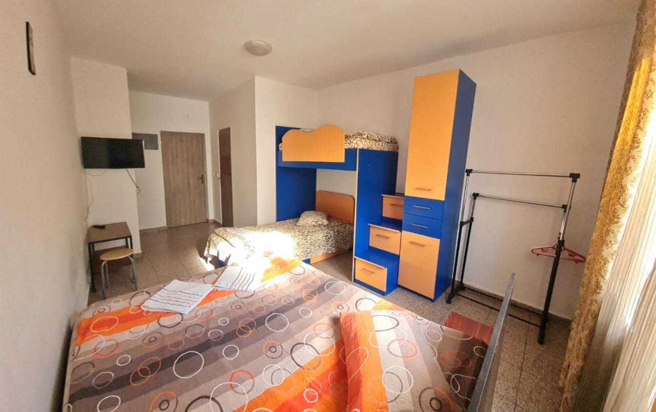 Casa Dobrescu Centura De Nord Otel Craiova Dış mekan fotoğraf