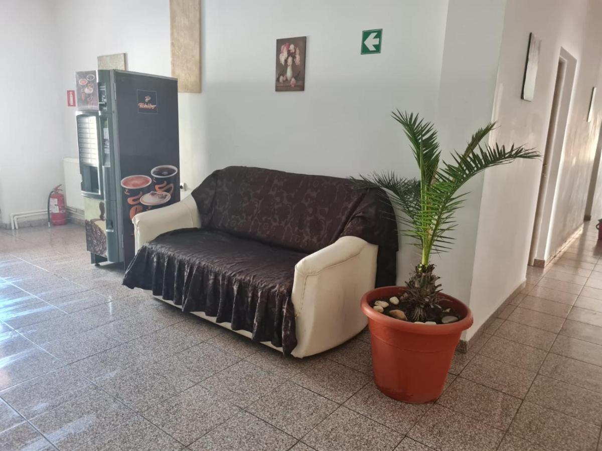 Casa Dobrescu Centura De Nord Otel Craiova Dış mekan fotoğraf