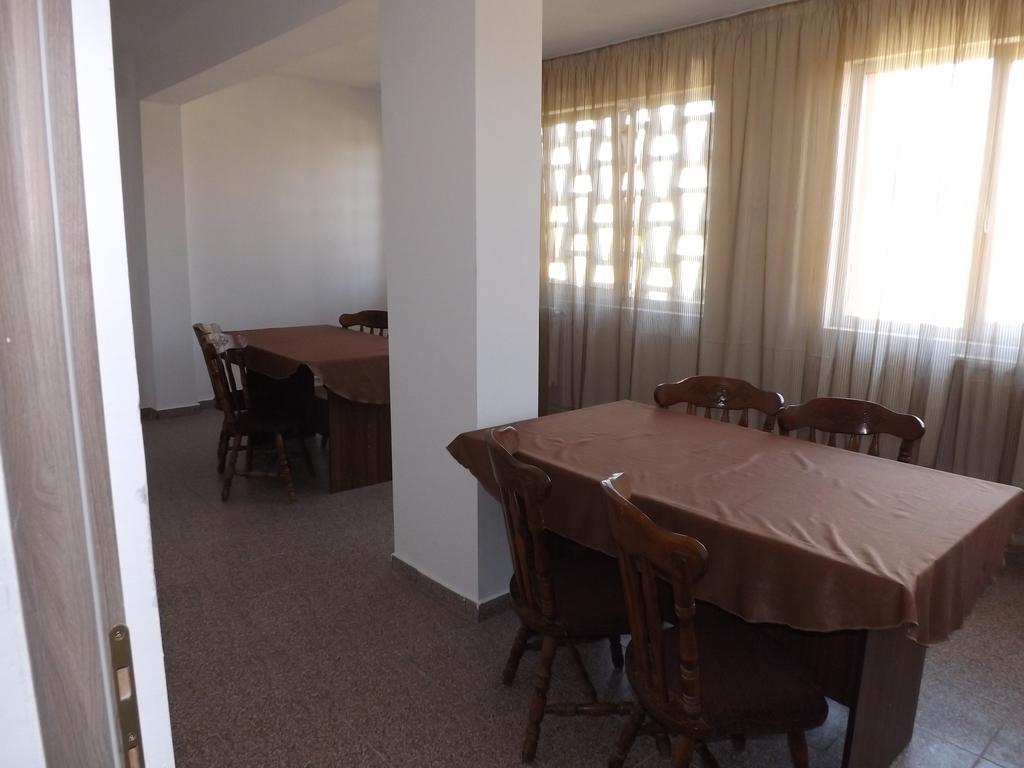 Casa Dobrescu Centura De Nord Otel Craiova Dış mekan fotoğraf