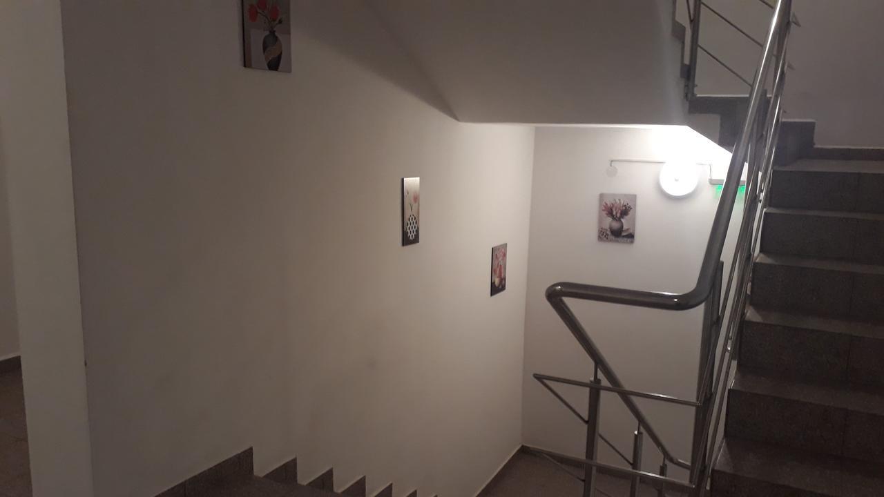 Casa Dobrescu Centura De Nord Otel Craiova Dış mekan fotoğraf